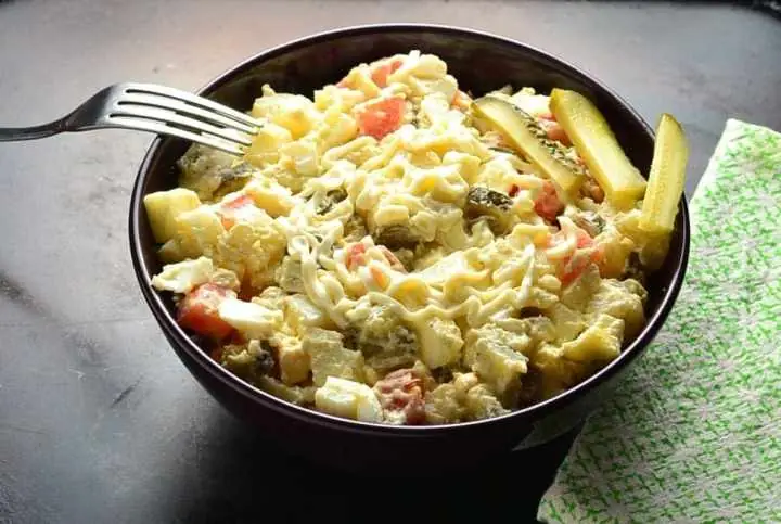 Russian Salad (V)